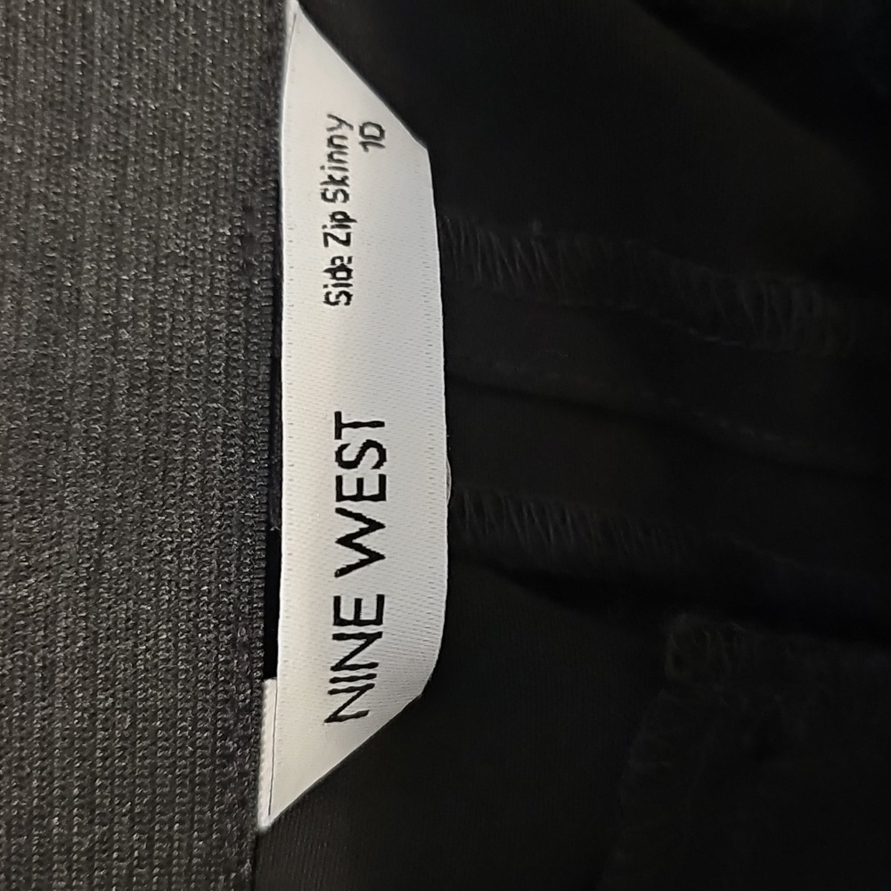 New Nine West Side Zip Skinny High Rise Black pants...size 10...FREE SHIPPING - Picture 4 of 9